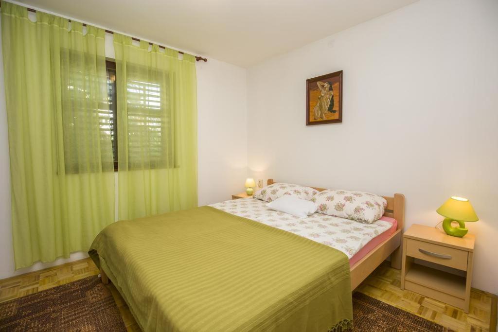 Apartman Laurus Малинська Екстер'єр фото