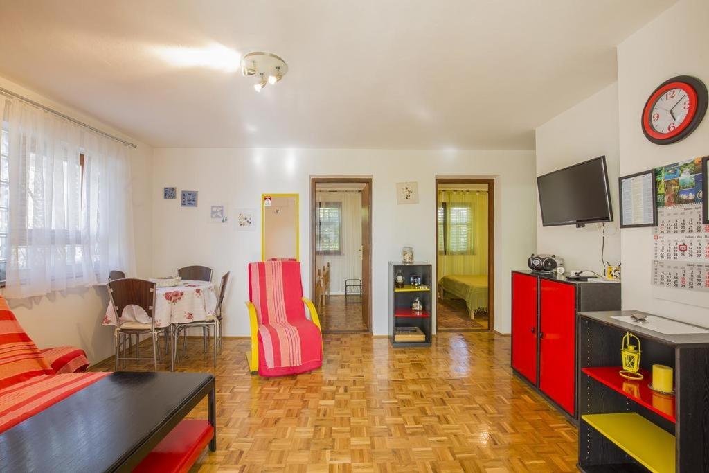 Apartman Laurus Малинська Екстер'єр фото